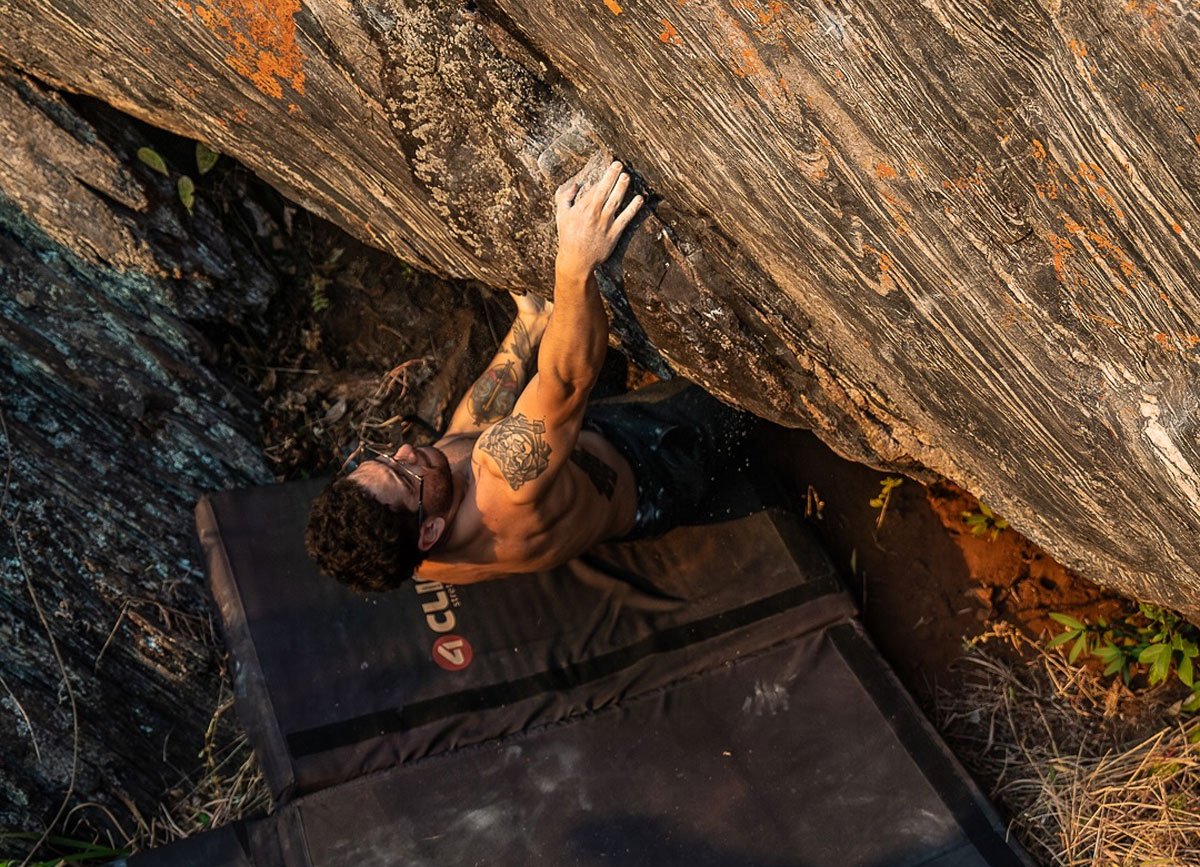 Escaladores em parede